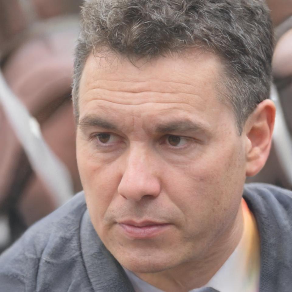 Teodoro Mendizábal, Especialista en Planificación Presupuestaria